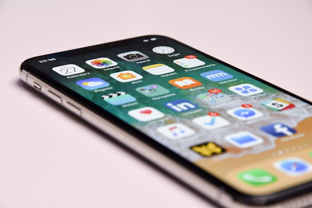 Apple and the AI Challenge